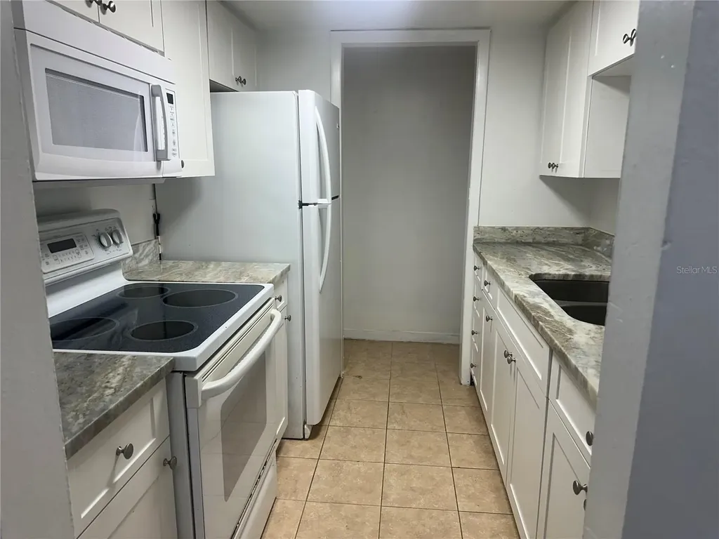 8426 Camden Street Tampa FL 33614