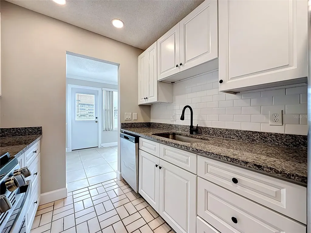 6025 Shore Boulevard S Gulfport FL 33707
