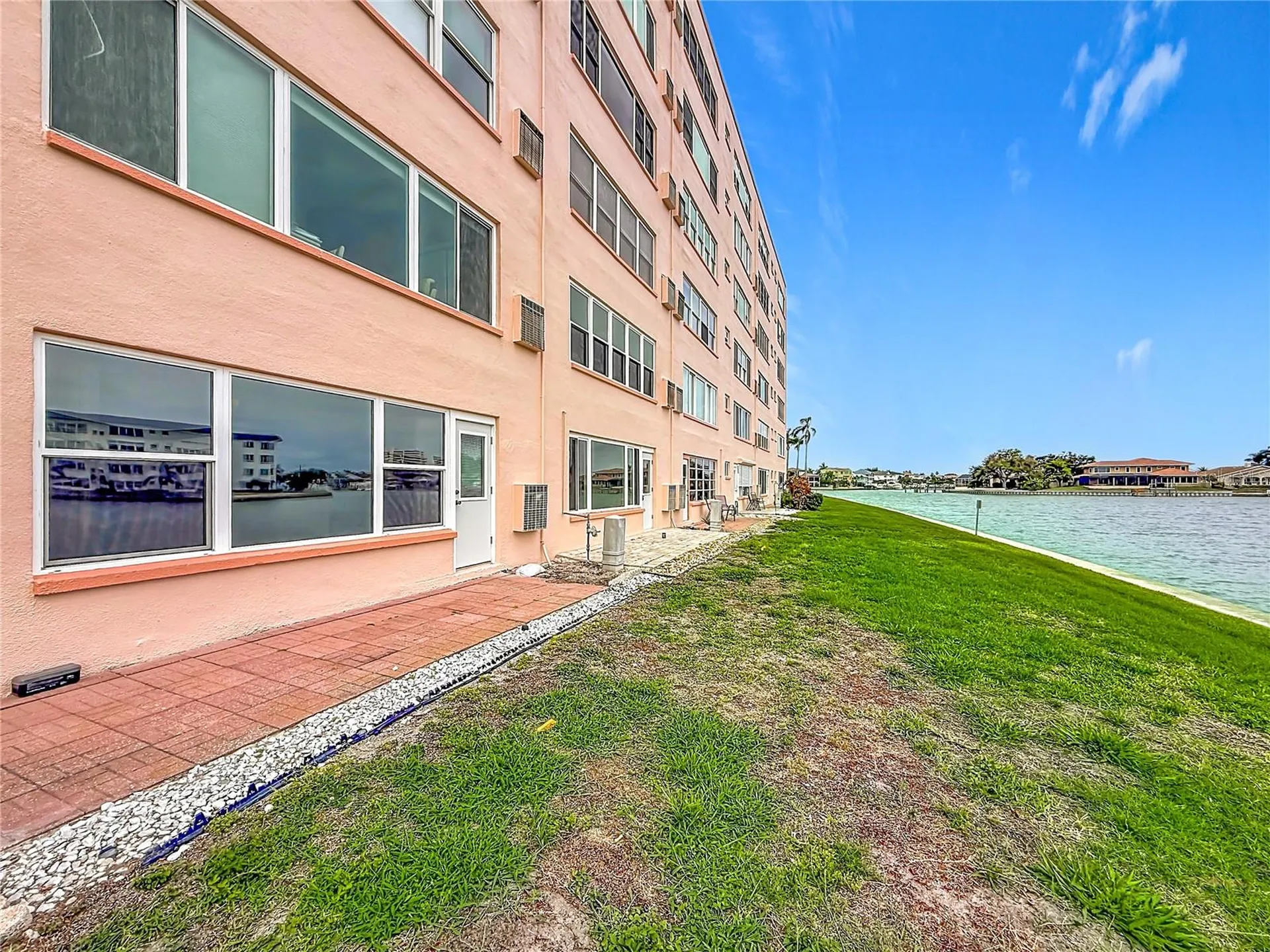 6025 Shore Boulevard S Gulfport FL 33707