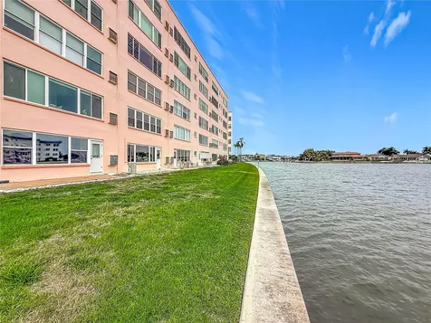 6025 Shore Boulevard S Gulfport FL 33707