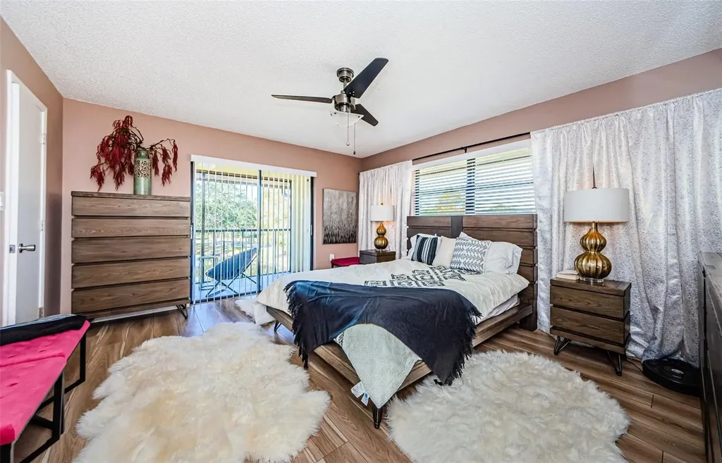 2112 Hammock Pine Boulevard Clearwater FL 33761
