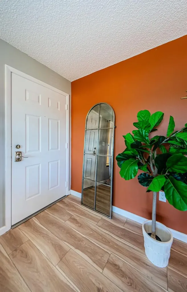 2112 Hammock Pine Boulevard Clearwater FL 33761