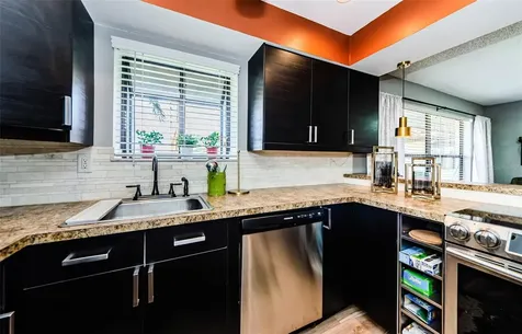 2112 Hammock Pine Boulevard Clearwater FL 33761