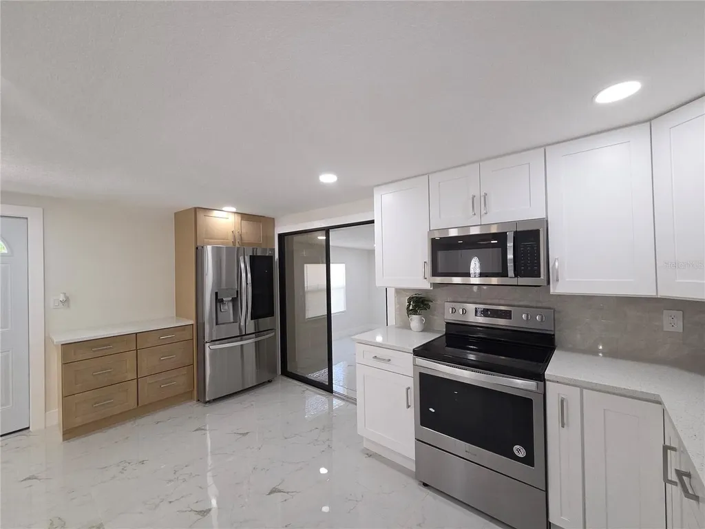1230 Kew Circle Lakeland FL 33815