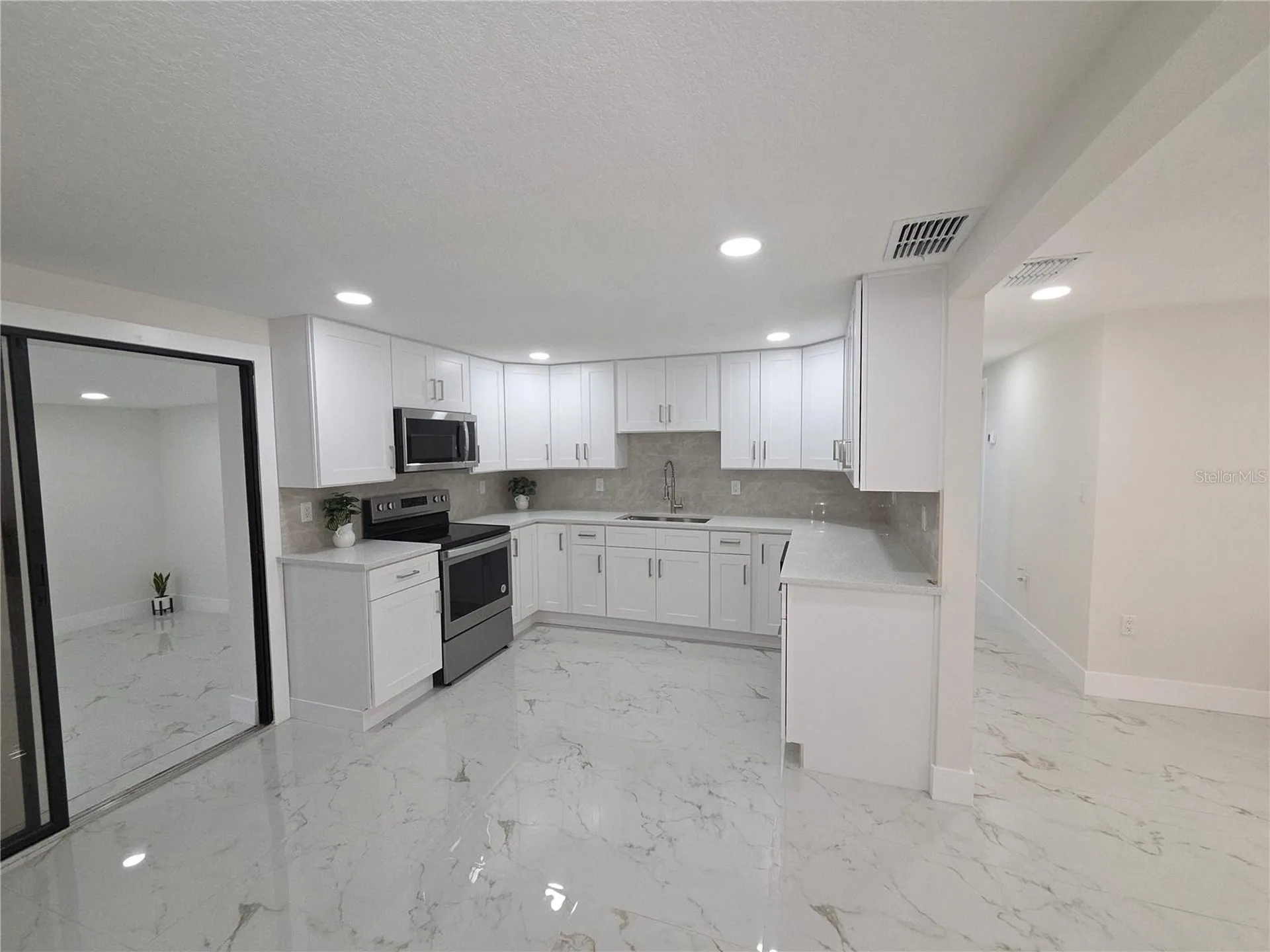 1230 Kew Circle Lakeland FL 33815