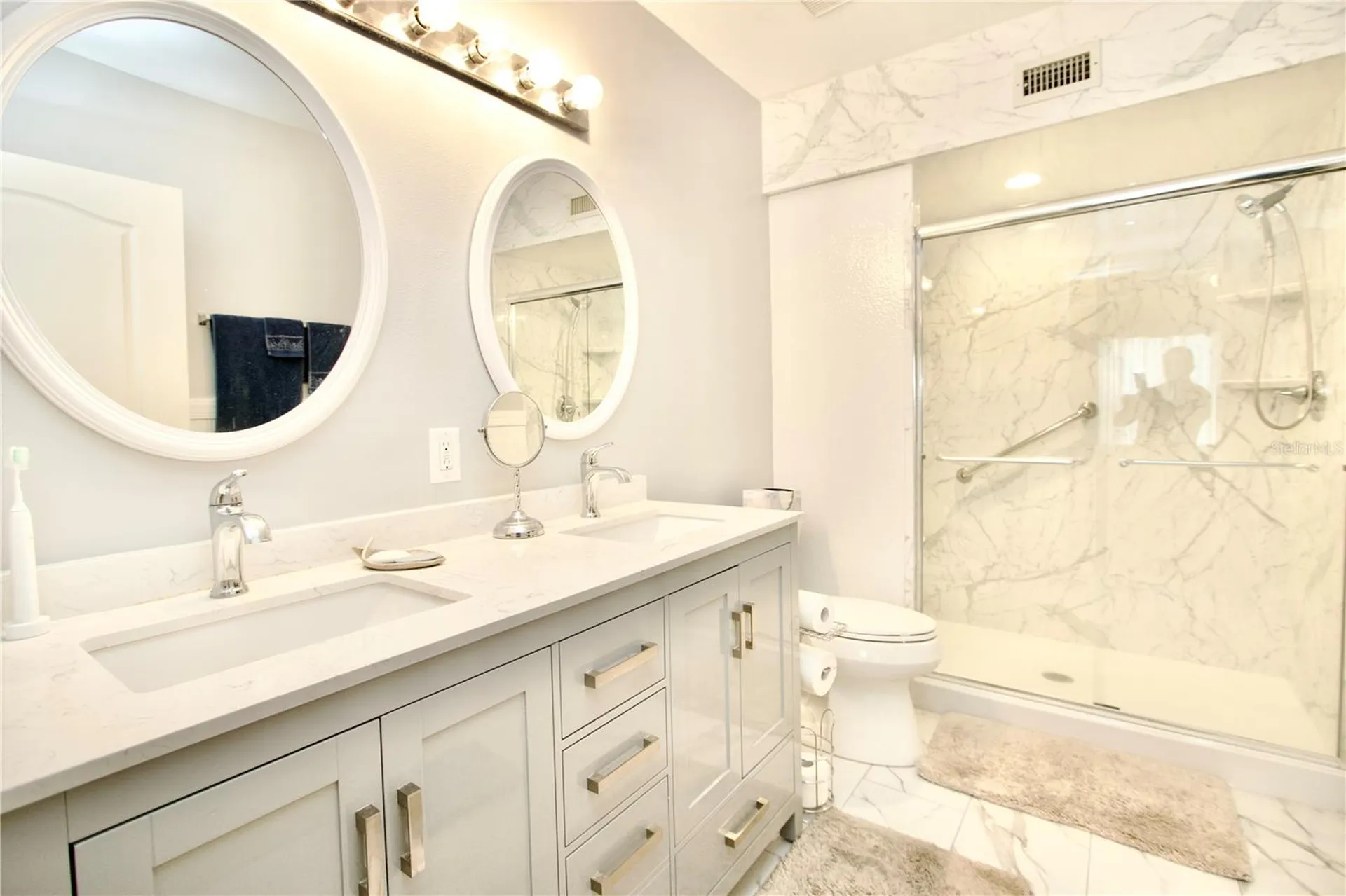 2296 Monaco Lane Clearwater FL 33763