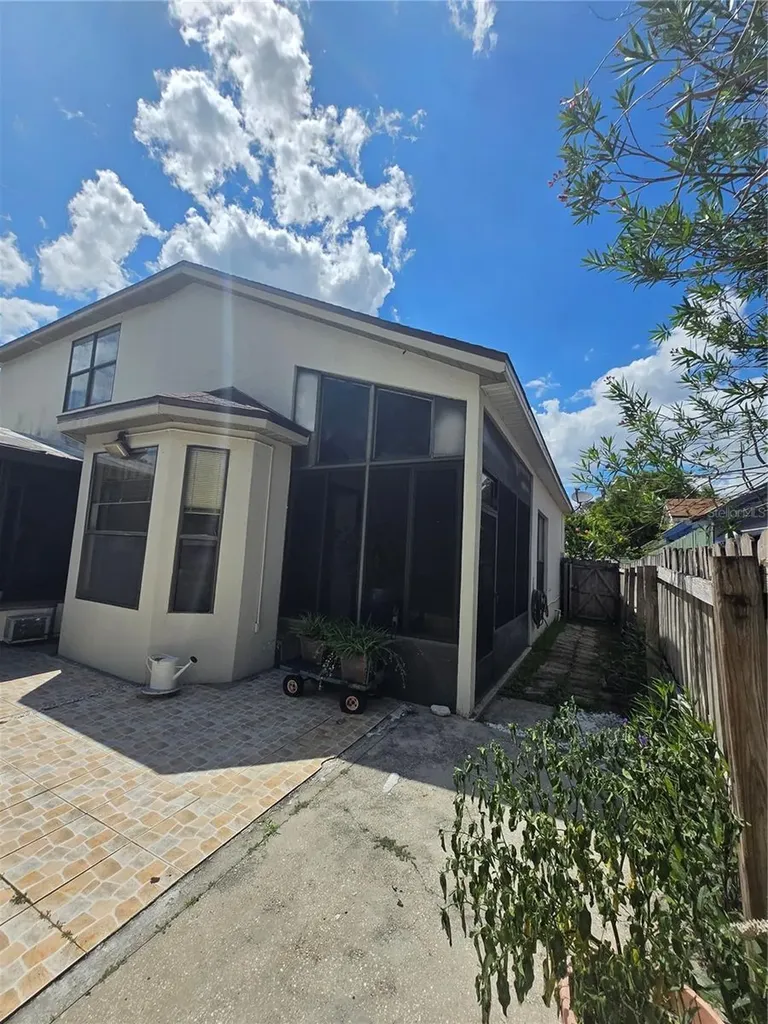 12018 Greco Orlando FL 32824