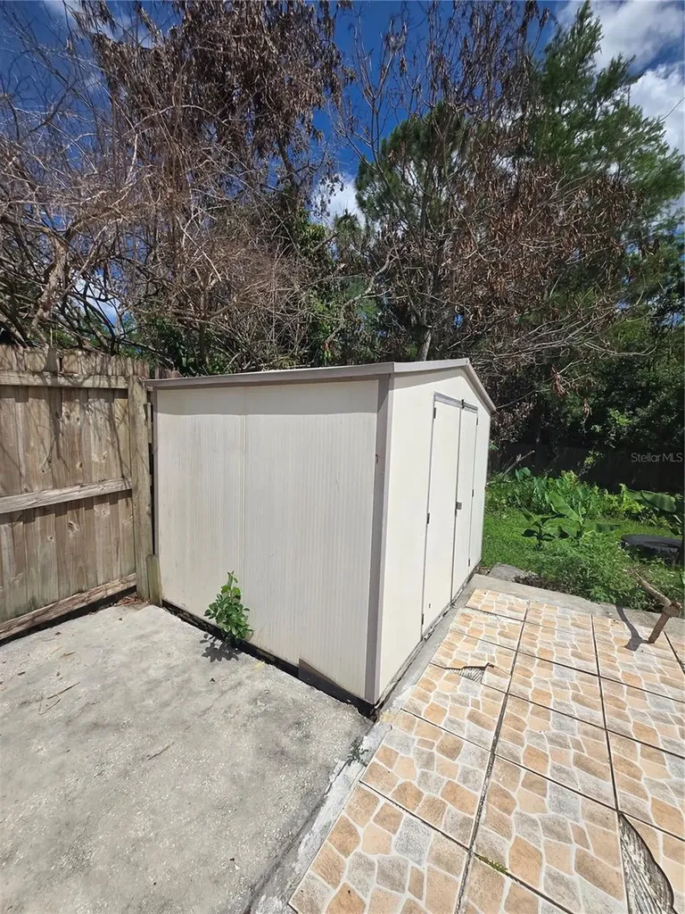 12018 Greco Orlando FL 32824
