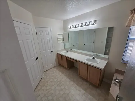 12018 Greco Orlando FL 32824