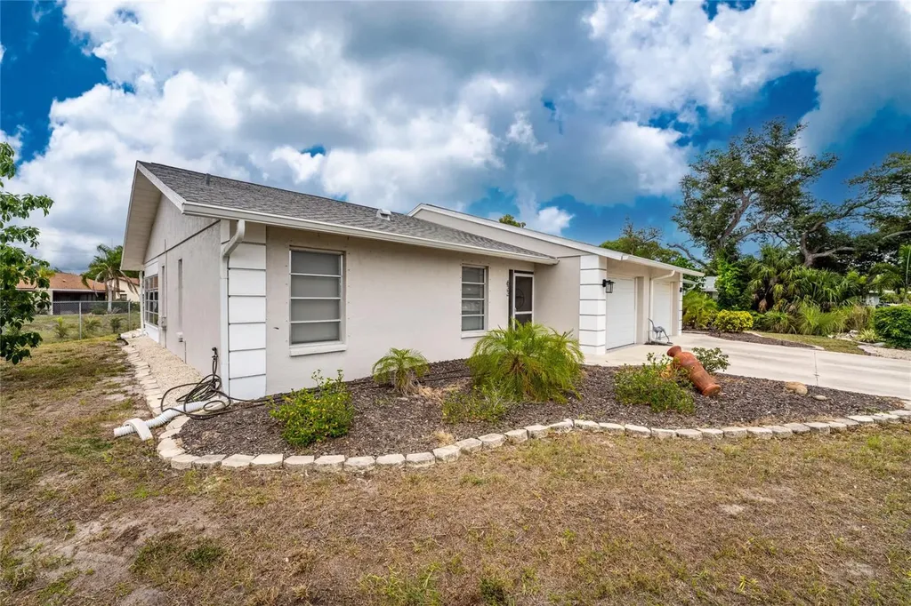 633 Harvey Street Englewood FL 34223