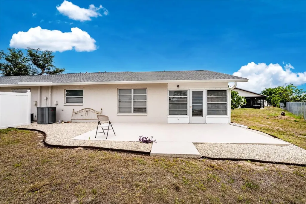 633 Harvey Street Englewood FL 34223