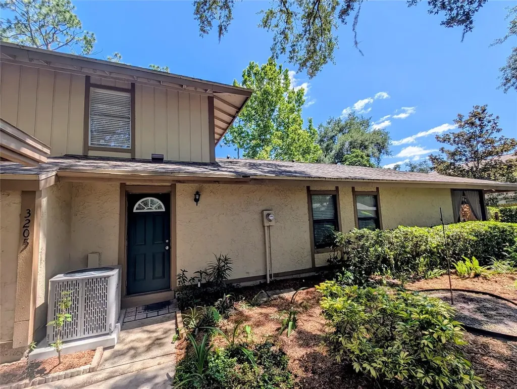 3205 Deer Court Brandon FL 33511