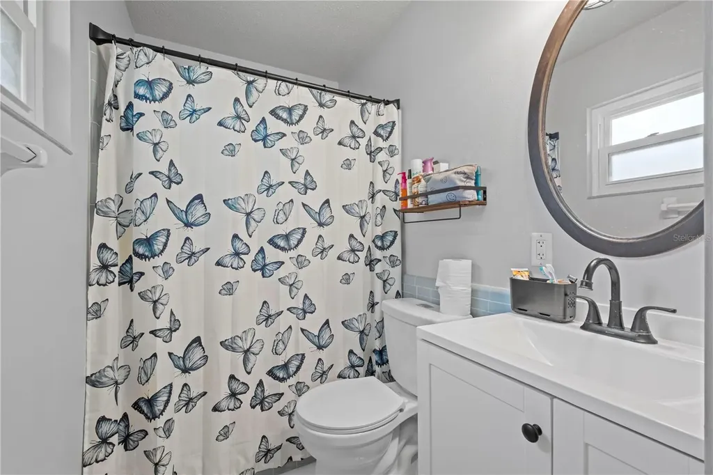 2819 NW 55th Boulevard Gainesville FL 32653