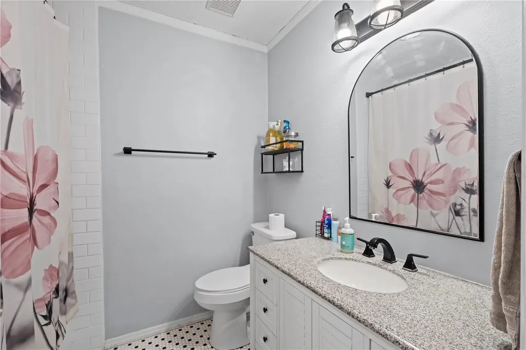 2819 NW 55th Boulevard Gainesville FL 32653