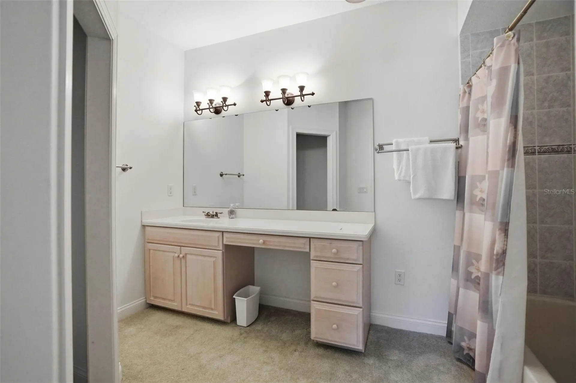 9011 Foxdale Lane Spring Hill FL 34608
