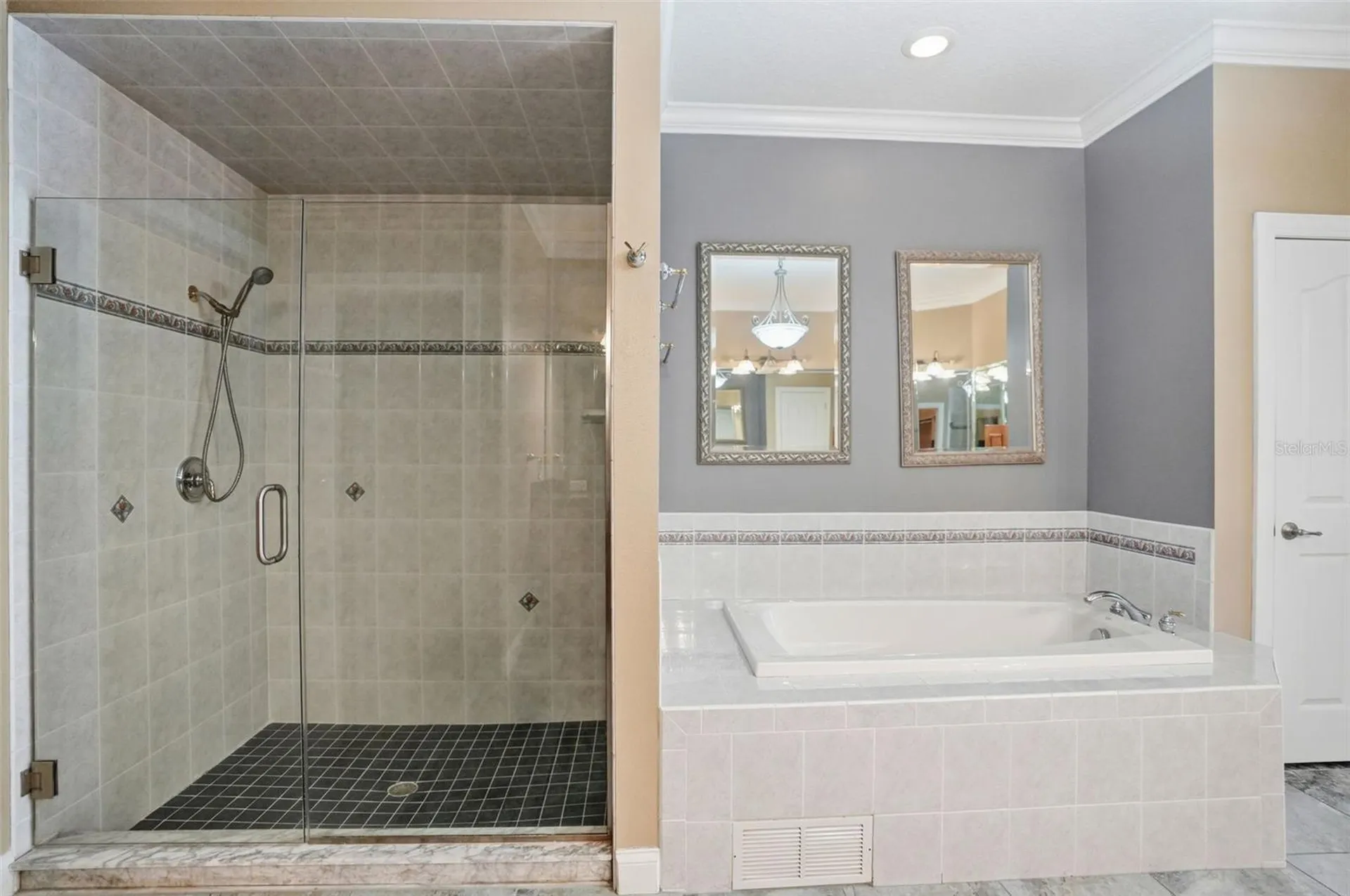 9011 Foxdale Lane Spring Hill FL 34608