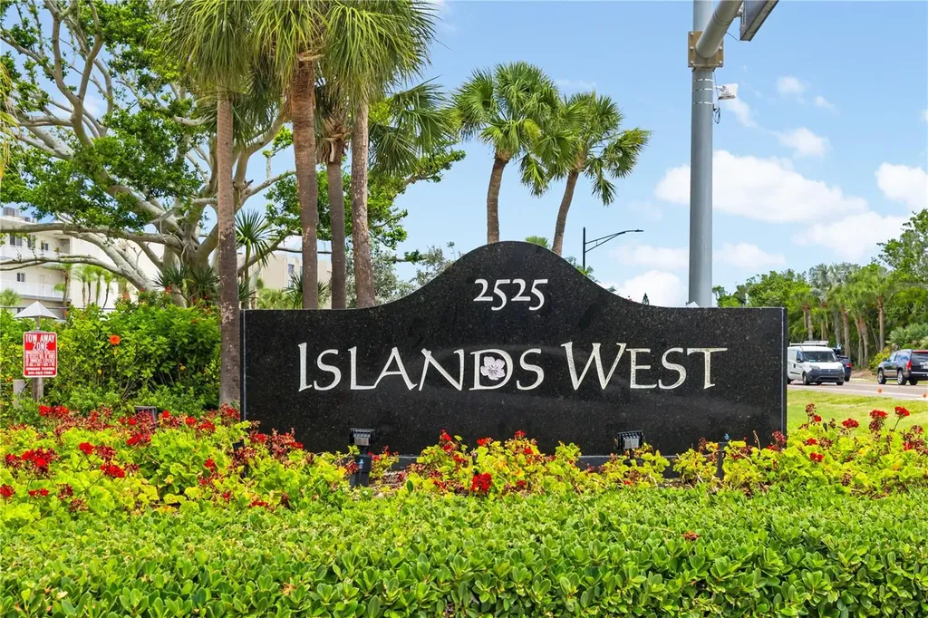 2525 Gulf Of Mexico Drive Longboat Key FL 34228