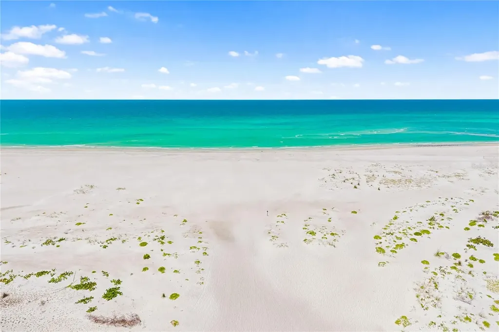 2525 Gulf Of Mexico Drive Longboat Key FL 34228