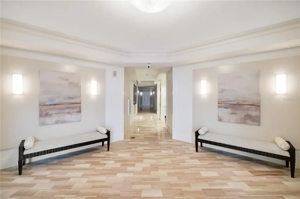 2525 Gulf Of Mexico Drive Longboat Key FL 34228
