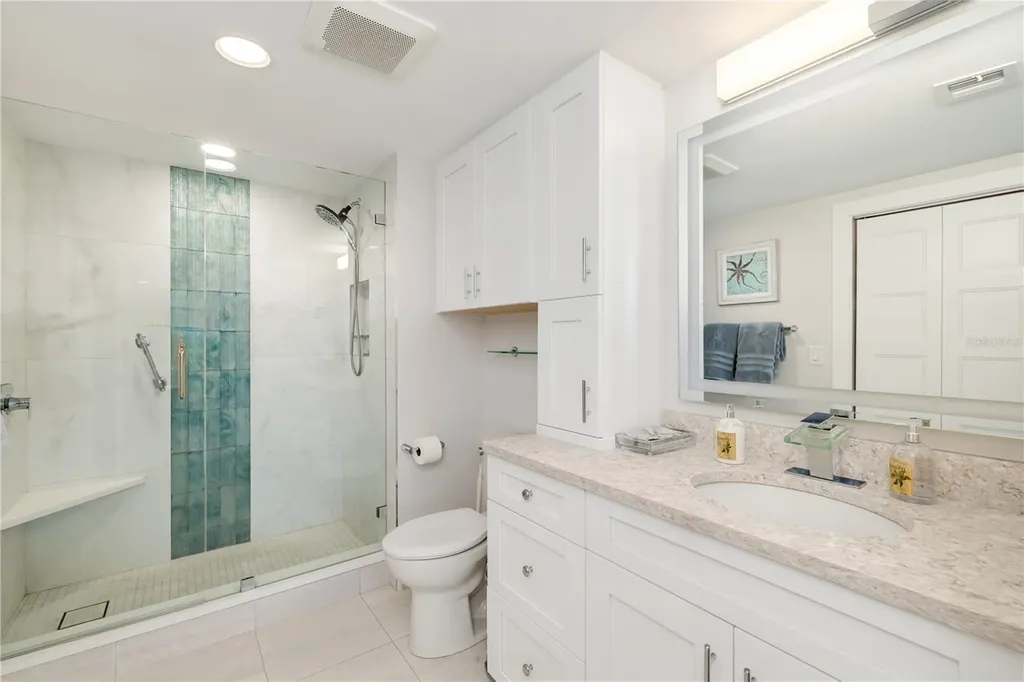 2525 Gulf Of Mexico Drive Longboat Key FL 34228