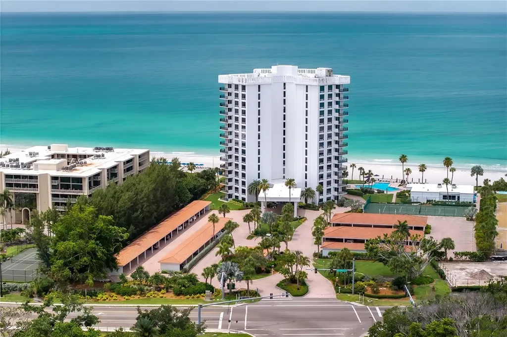 2525 Gulf Of Mexico Drive Longboat Key FL 34228