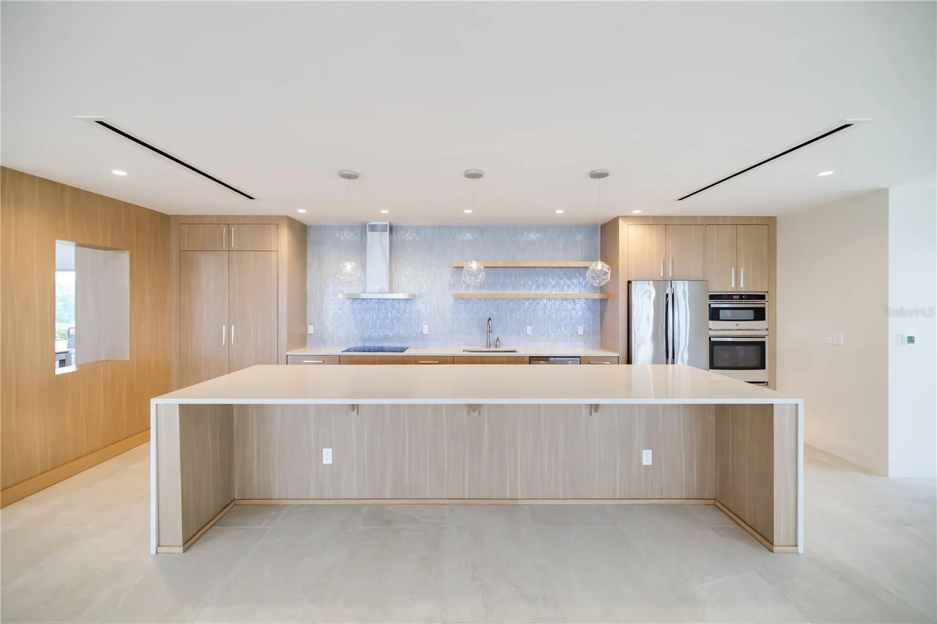 2525 Gulf Of Mexico Drive Longboat Key FL 34228