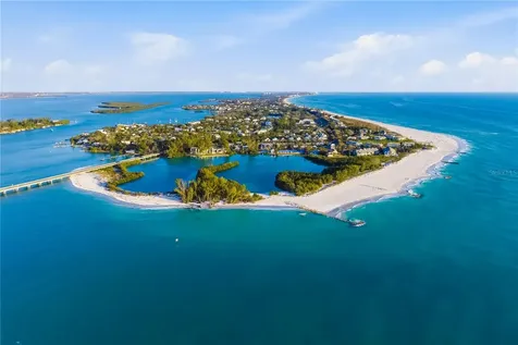 2525 Gulf Of Mexico Drive Longboat Key FL 34228