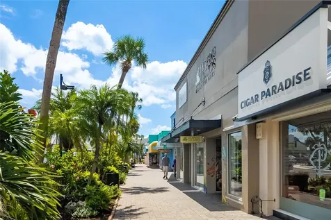 2525 Gulf Of Mexico Drive Longboat Key FL 34228