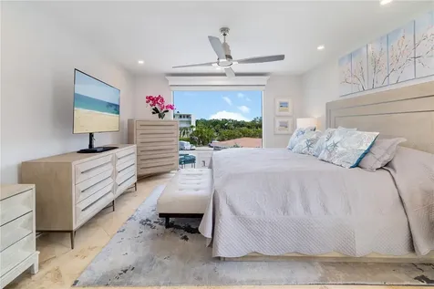 2525 Gulf Of Mexico Drive Longboat Key FL 34228