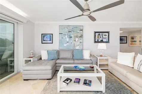 2525 Gulf Of Mexico Drive Longboat Key FL 34228