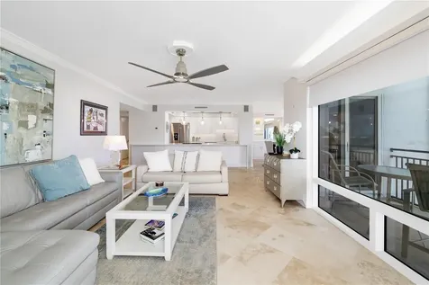 2525 Gulf Of Mexico Drive Longboat Key FL 34228