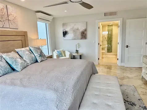 2525 Gulf Of Mexico Drive Longboat Key FL 34228