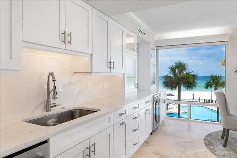2525 Gulf Of Mexico Drive Longboat Key FL 34228