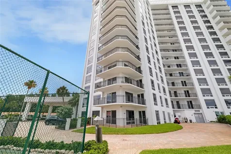 2525 Gulf Of Mexico Drive Longboat Key FL 34228