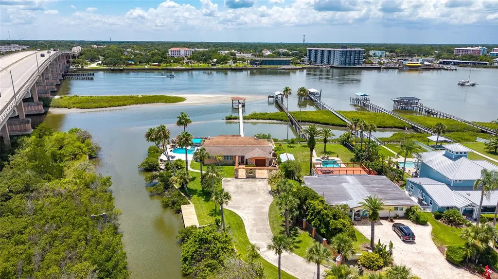 2 Richmond Drive New Smyrna Beach FL 32169