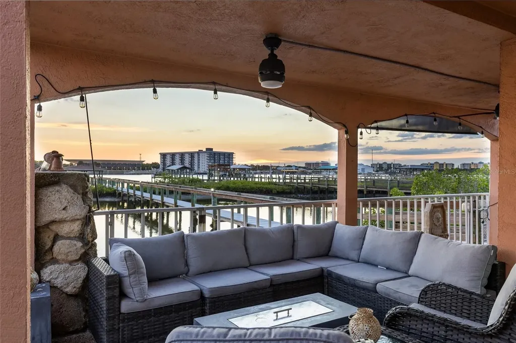 2 Richmond Drive New Smyrna Beach FL 32169