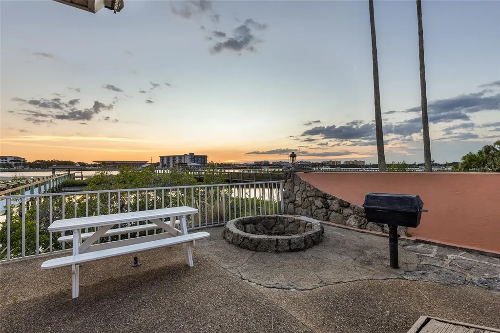 2 Richmond Drive New Smyrna Beach FL 32169