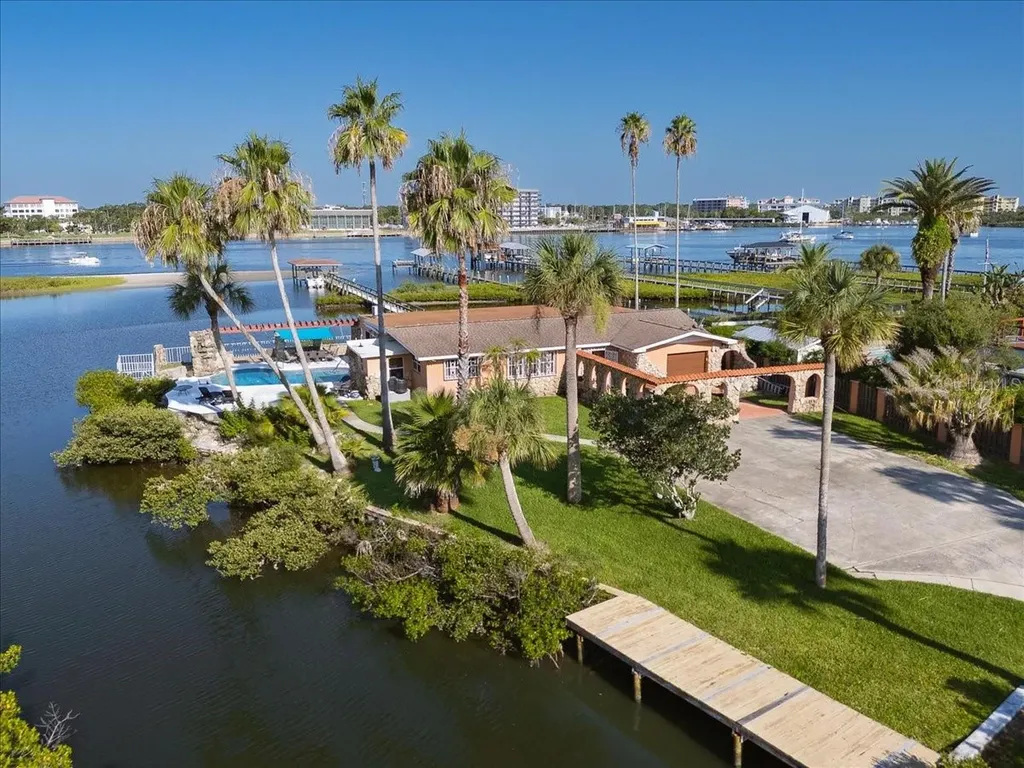 2 Richmond Drive New Smyrna Beach FL 32169