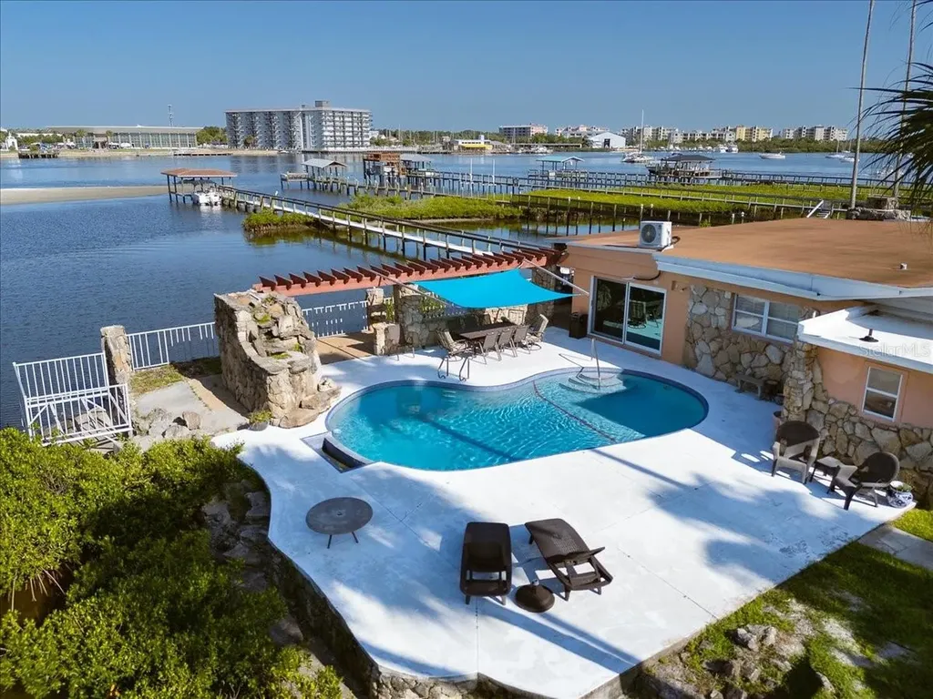 2 Richmond Drive New Smyrna Beach FL 32169