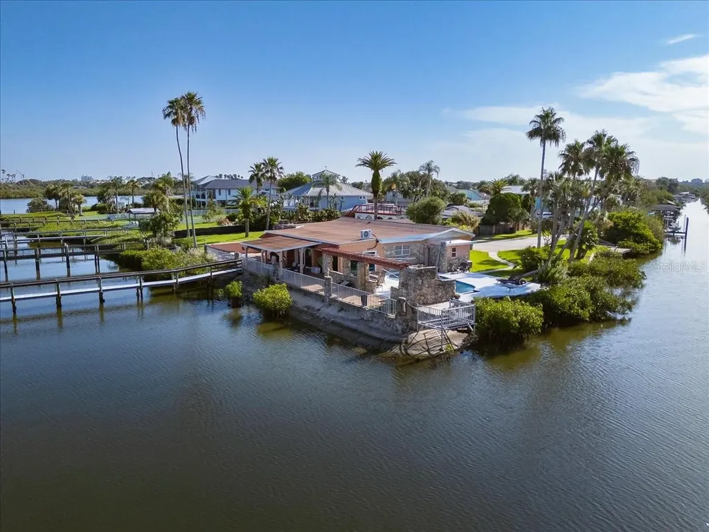 2 Richmond Drive New Smyrna Beach FL 32169