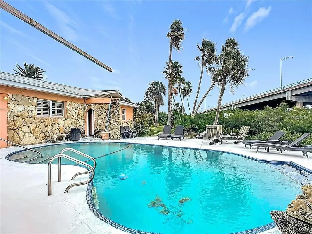 2 Richmond Drive New Smyrna Beach FL 32169