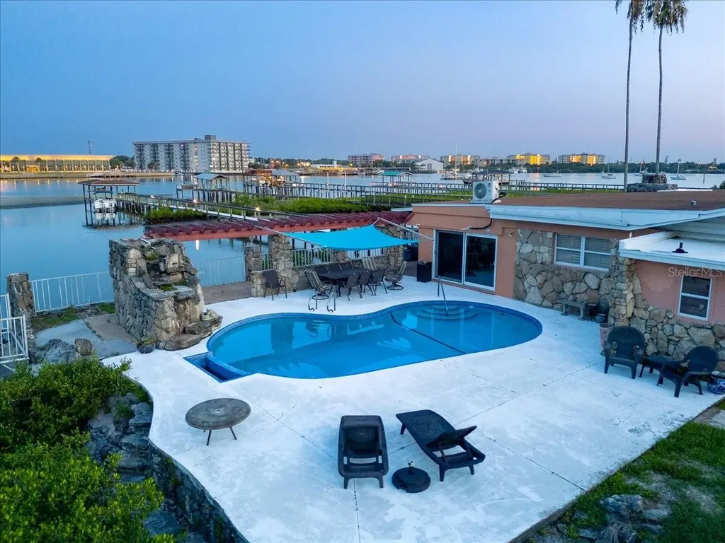 2 Richmond Drive New Smyrna Beach FL 32169