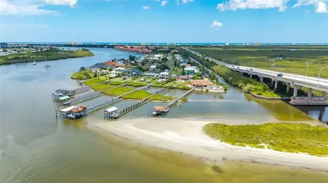 2 Richmond Drive New Smyrna Beach FL 32169
