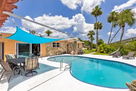 2 Richmond Drive New Smyrna Beach FL 32169