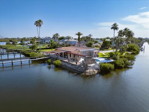 2 Richmond Drive New Smyrna Beach FL 32169