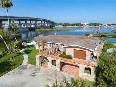 2 Richmond Drive New Smyrna Beach FL 32169