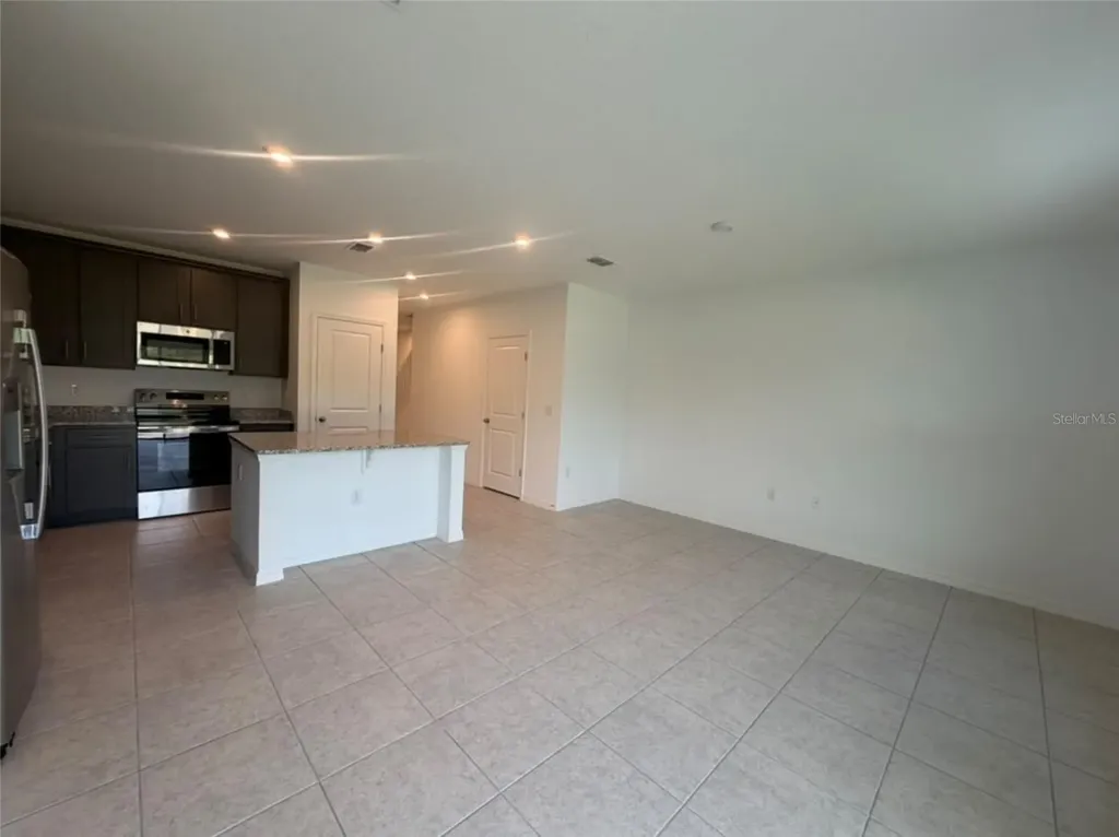 1623 Fan Palm Drive Davenport FL 33897