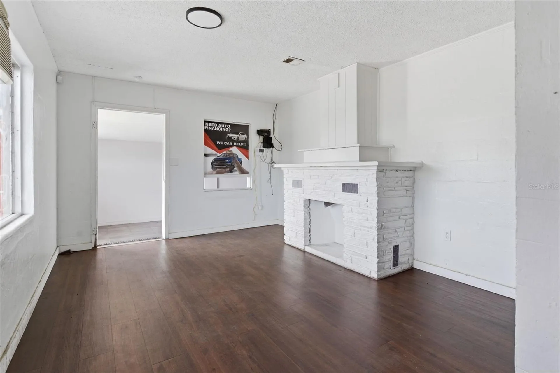 8710 E Colonial Drive Orlando FL 32817