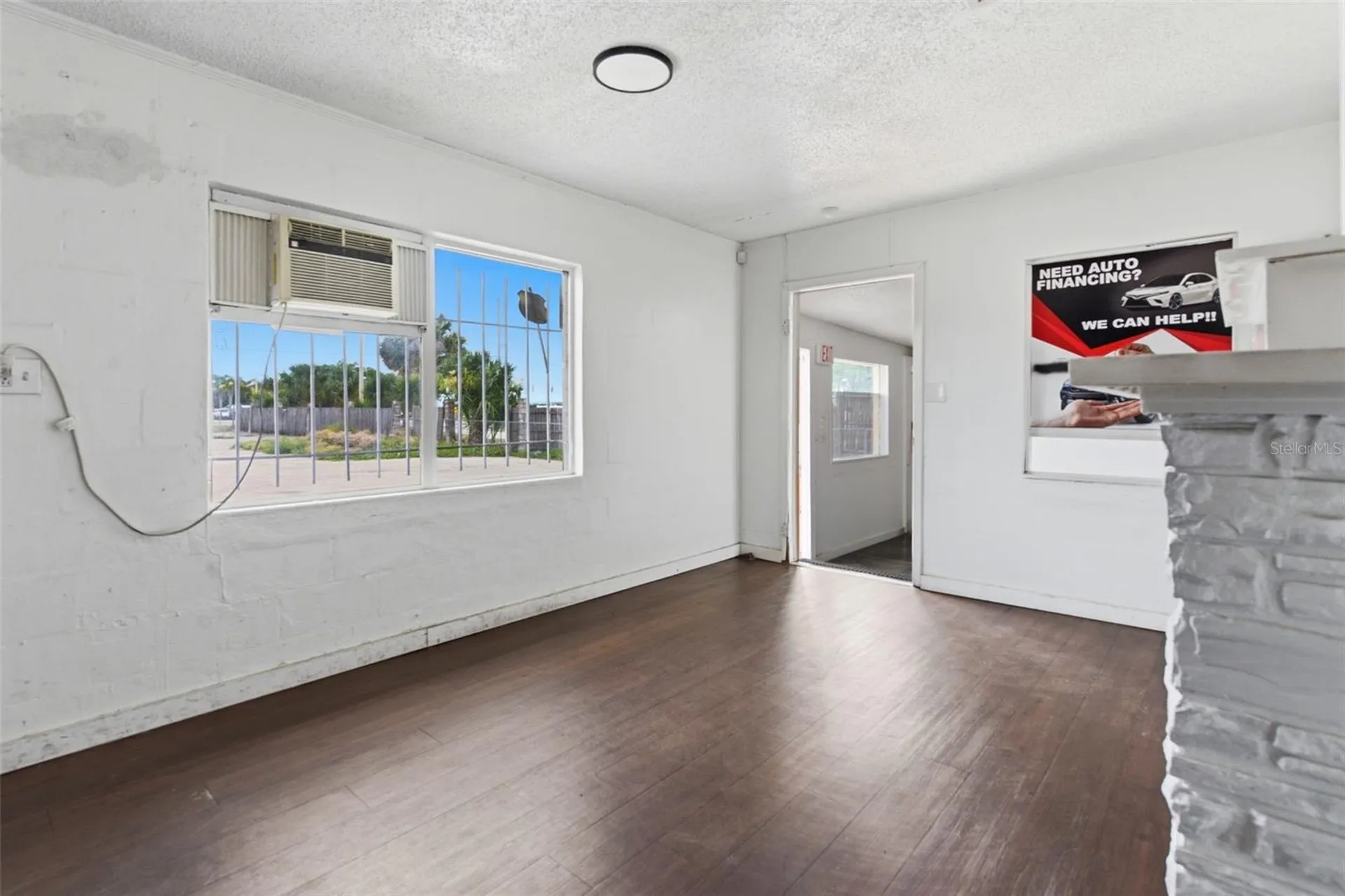 8710 E Colonial Drive Orlando FL 32817