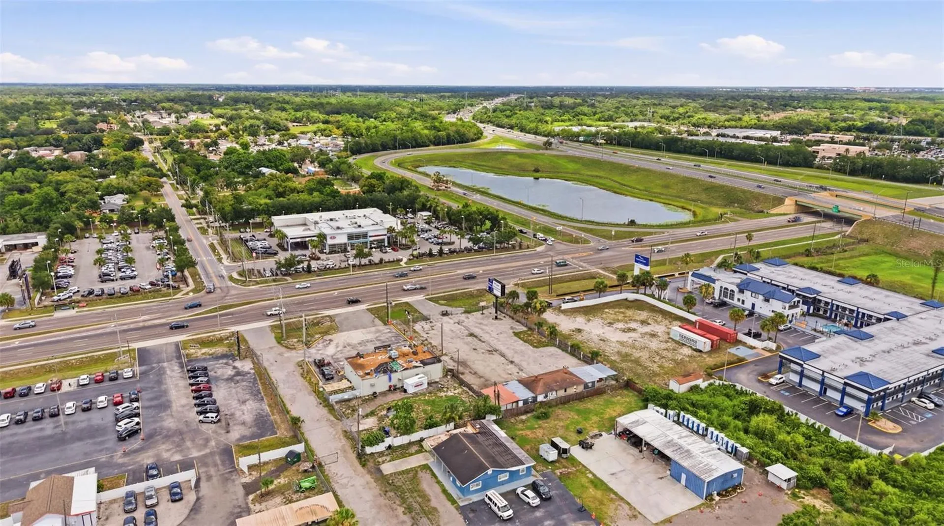 8710 E Colonial Drive Orlando FL 32817